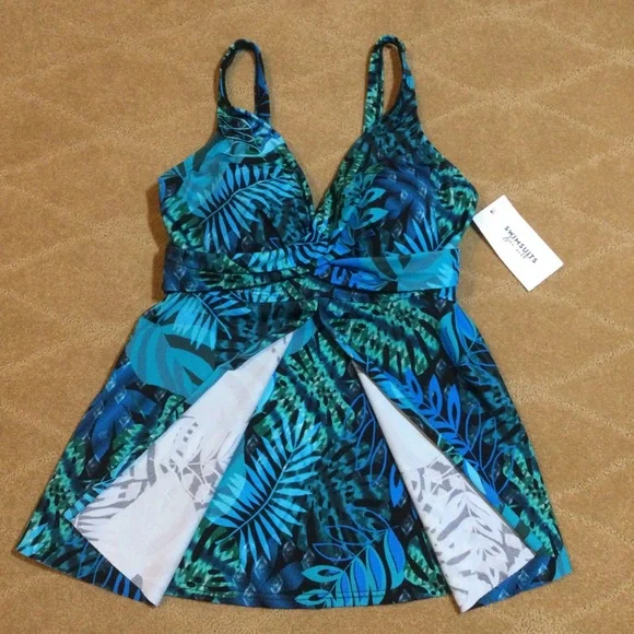 Swimsuits For All NWT V-Neck Flyaway Tankini Top, size 8 - Picture 2 of 7